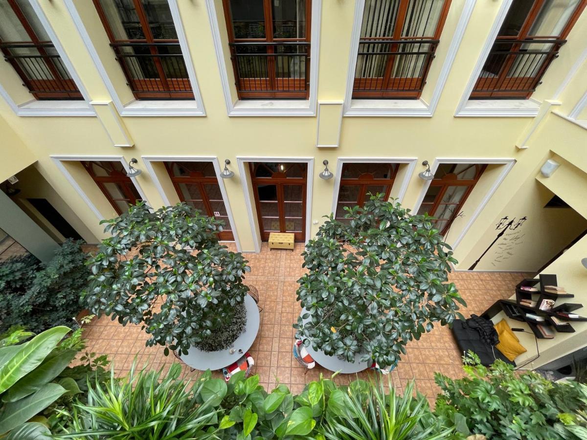 Atrium Boutique Suites Sofia — Photos 2